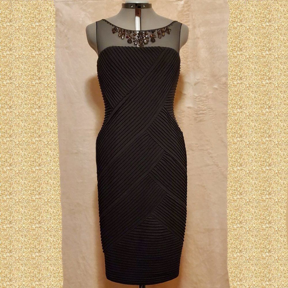 Adrianna Papell Bodycon Bandage & Illusion Dress